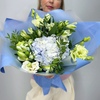 Букет с голубой гортензией и эустомой  - Мастерская флористики и декора "Цветной бульвар" - Екатеринбург