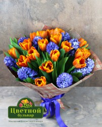 Букет из тюльпанов с гиацинтами - Мастерская флористики и декора "Цветной бульвар" - Екатеринбург