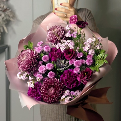 Букет с хризантемой Бигуди  - Мастерская флористики и декора "Цветной бульвар" - Екатеринбург